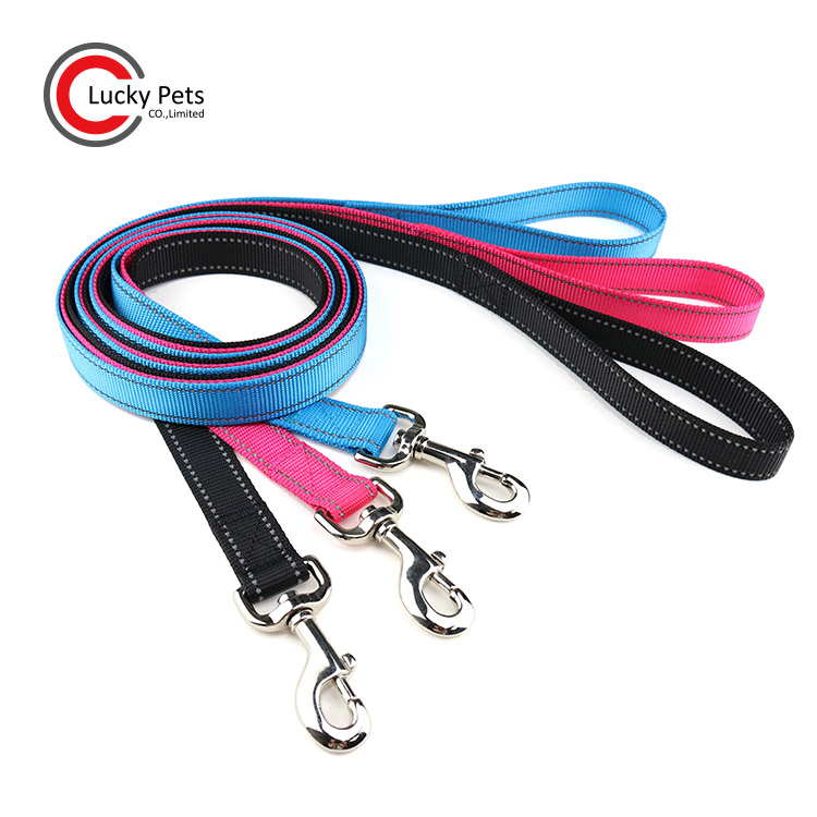 China durable plain nylon dog leash 